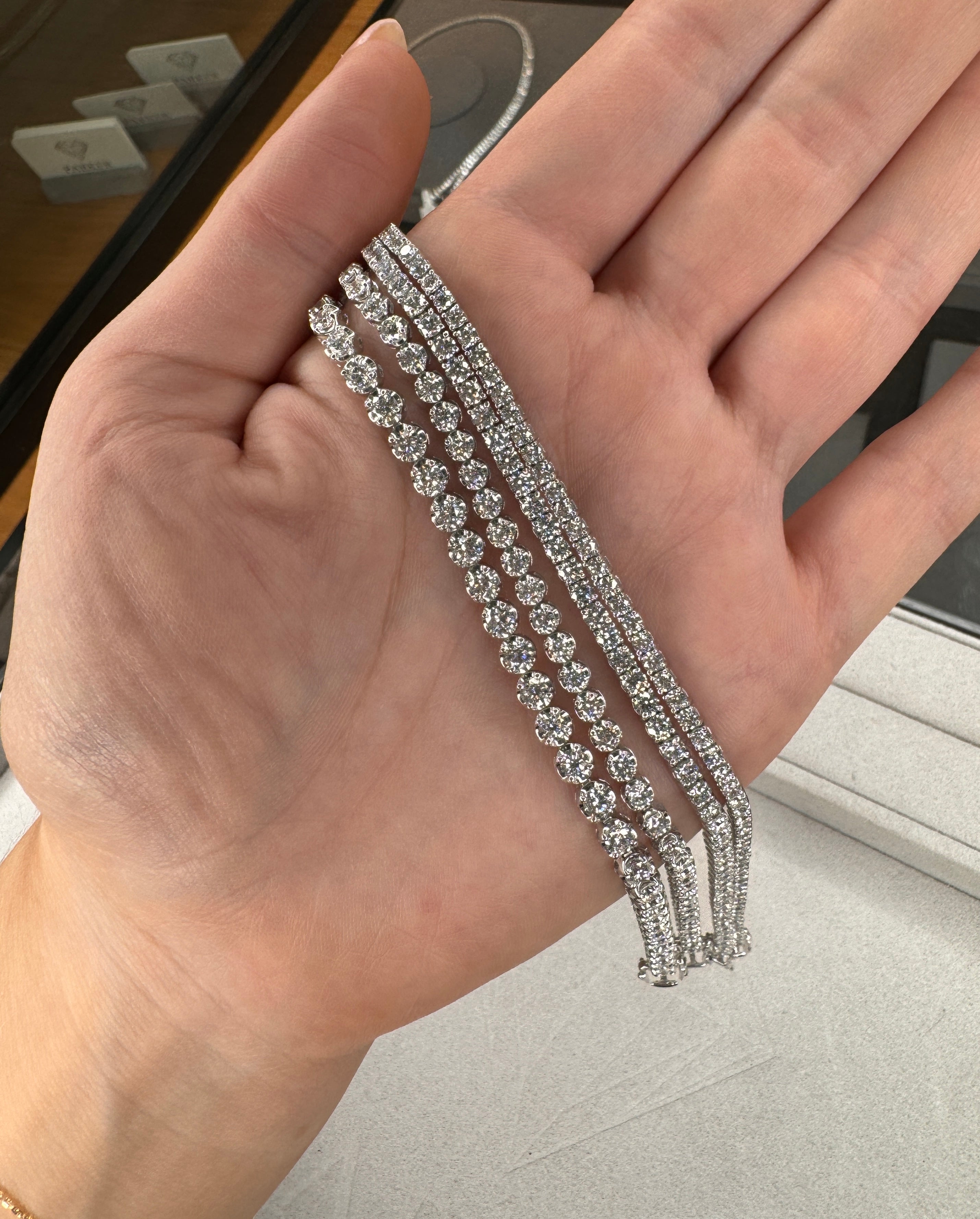 5.05ct Round Brilliant Cut Crown Set Tennis Bracelet