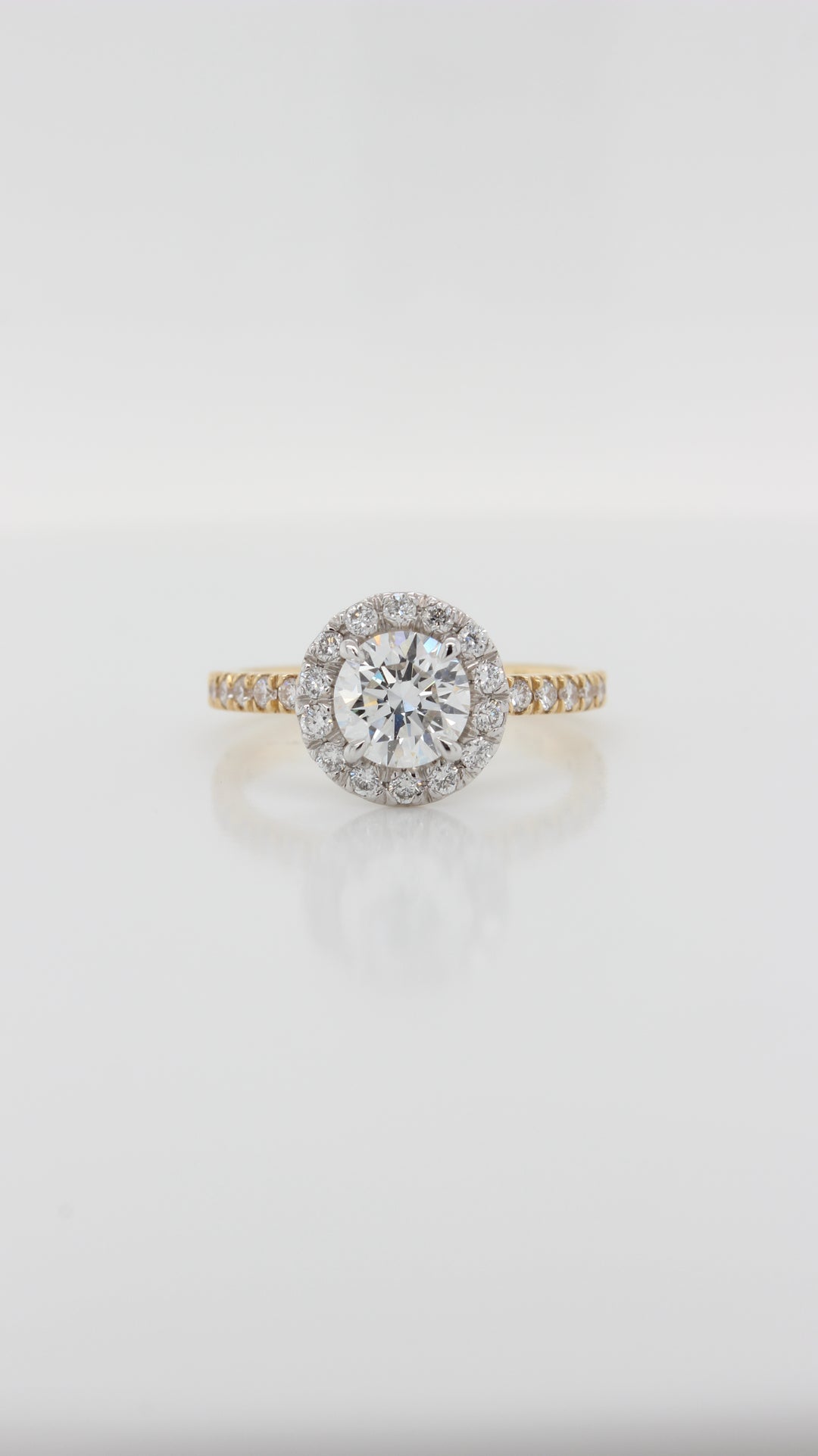 1.41ct Round Brilliant Diamond in the Kensington Halo Design