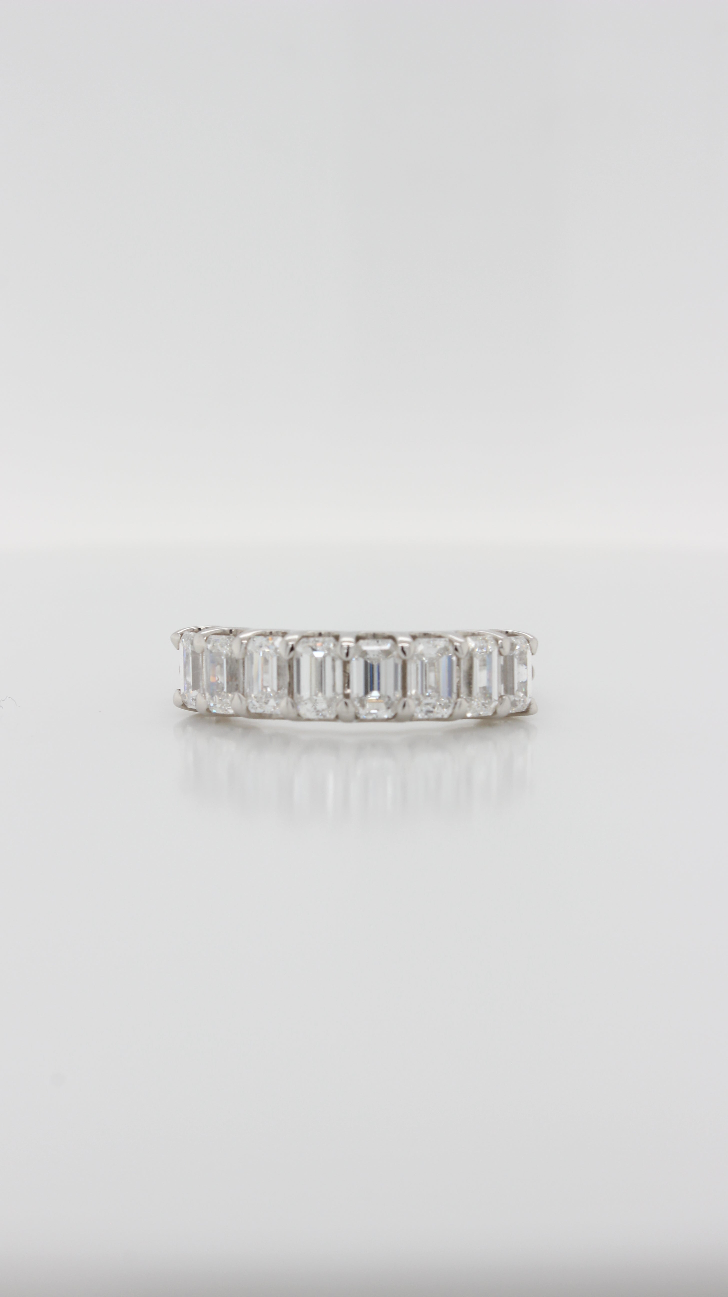 1.60ct Emerald Cut Diamond U-scallop Eternity Ring