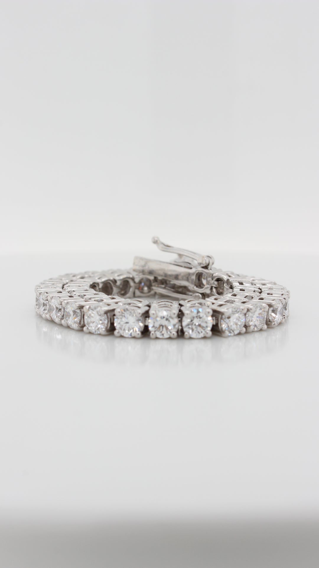 9.16ct Round Brilliant Cut Classic Tennis Bracelet