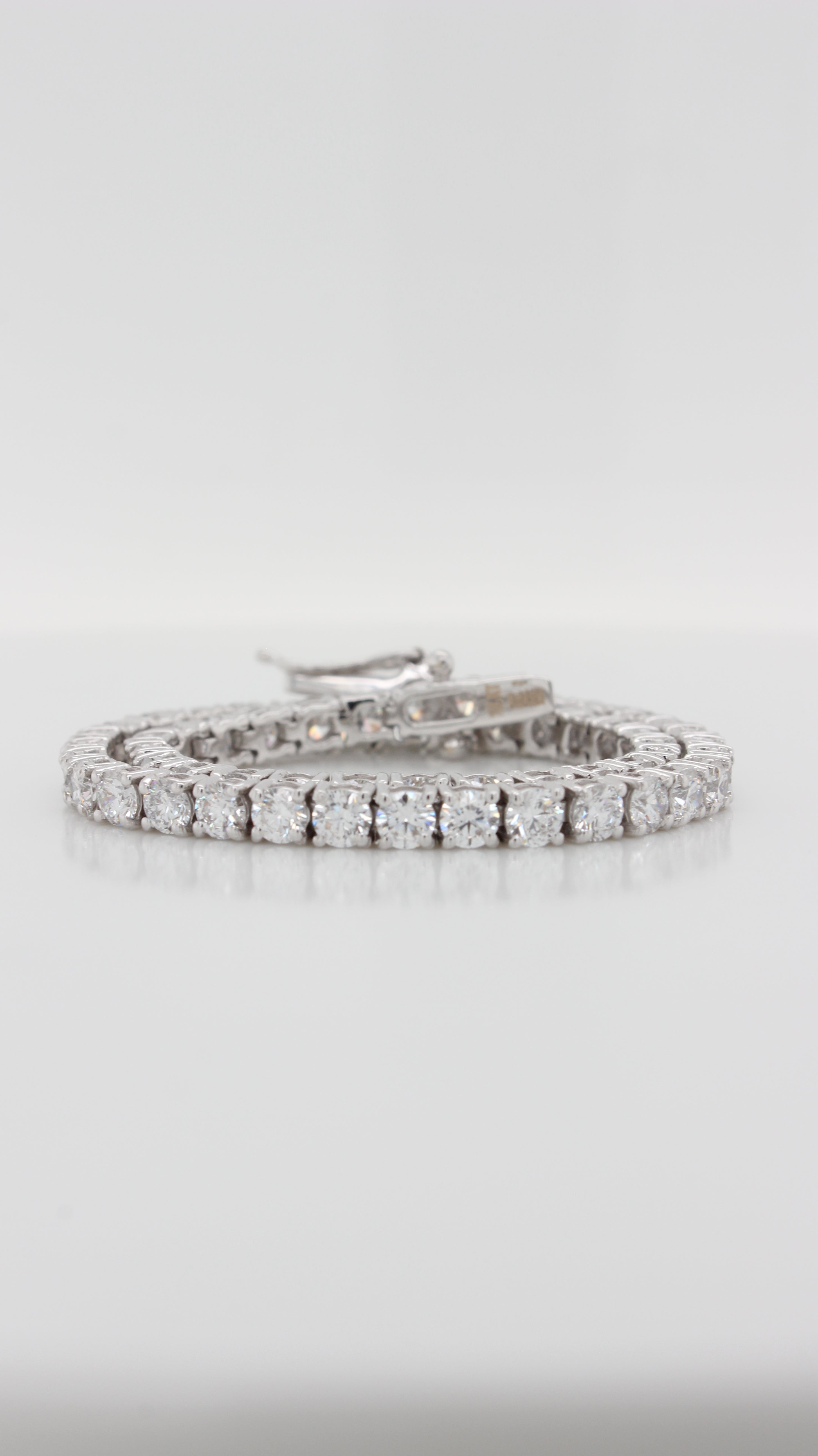 5.30Ct Round Brilliant Cut Classic Tennis Bracelet